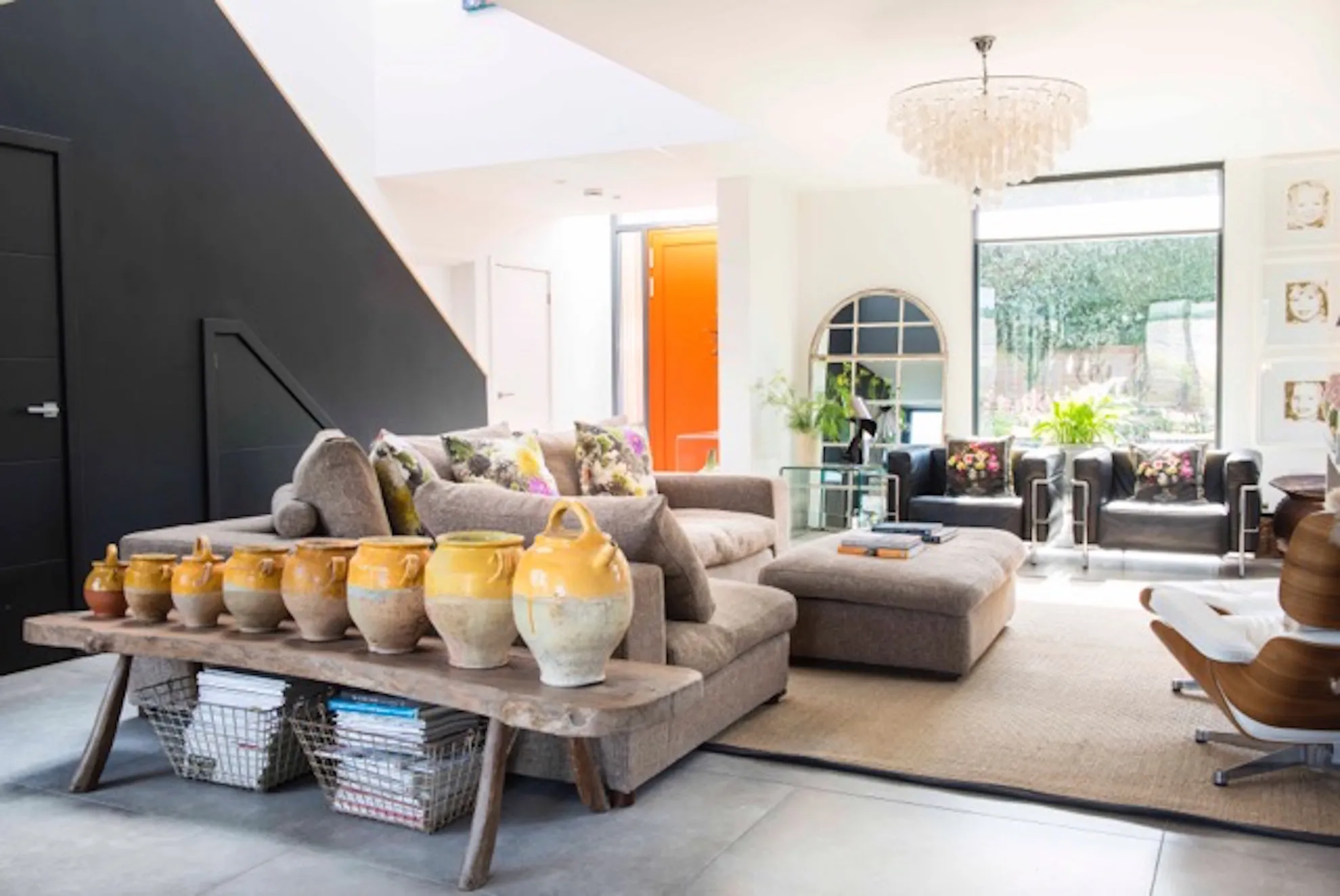 Open plan lounge linking to entrance hall and double height void over