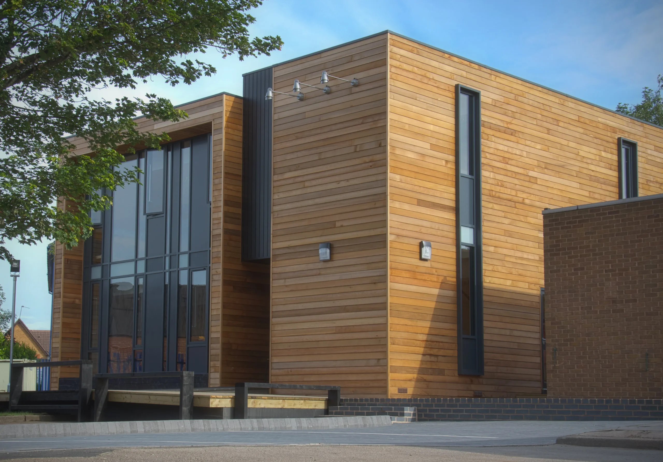 School satellite building providing facilities for 6th from.
