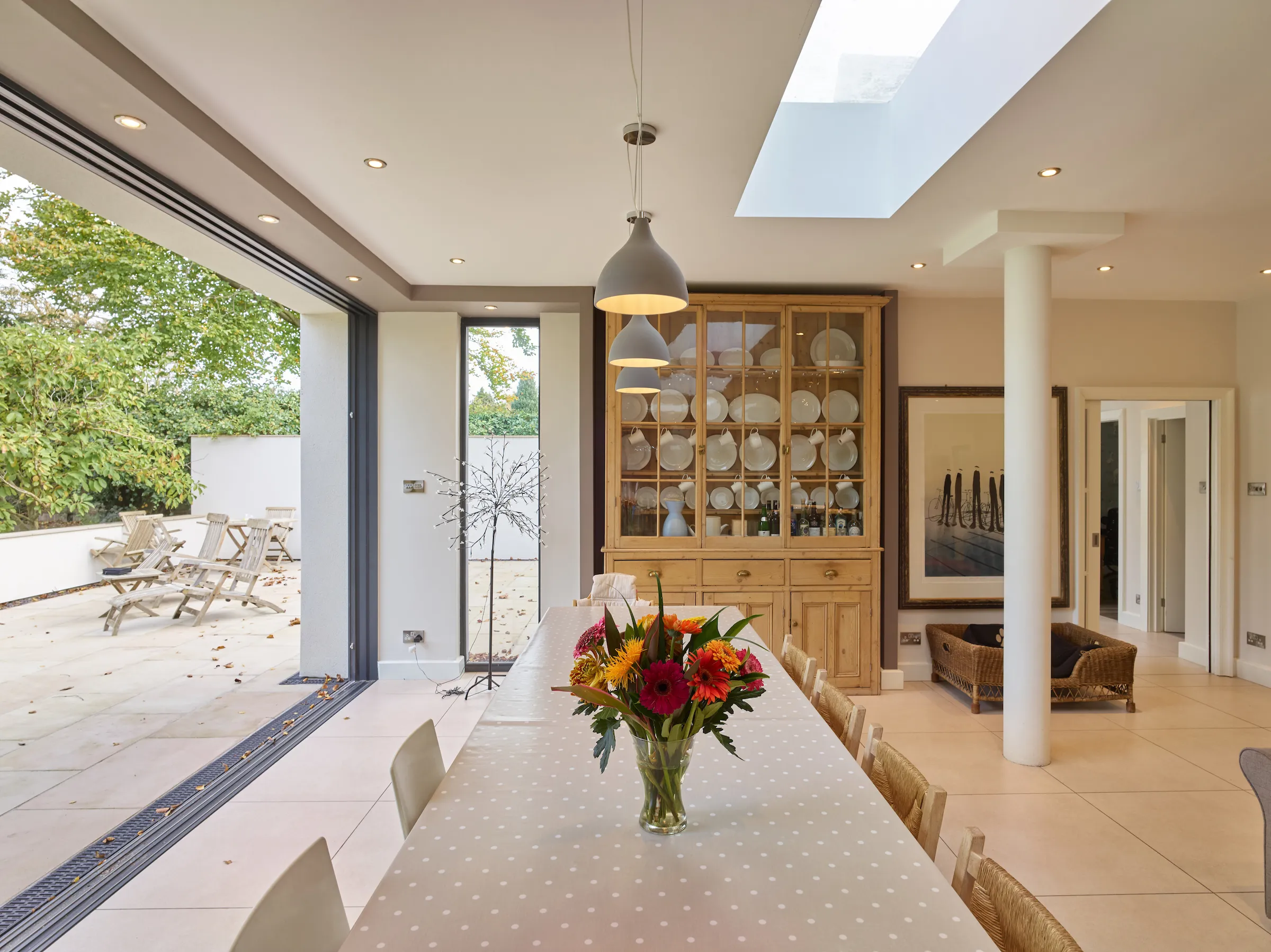 Rendered rear extension and repurposed annexe