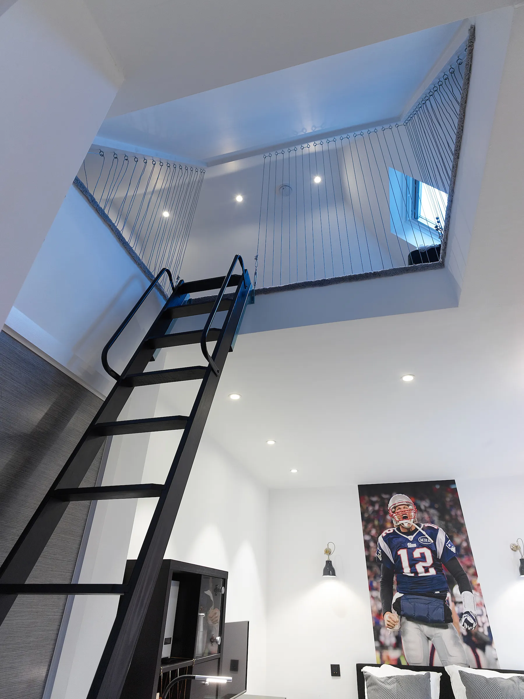 Bedroom with loft mezzanine