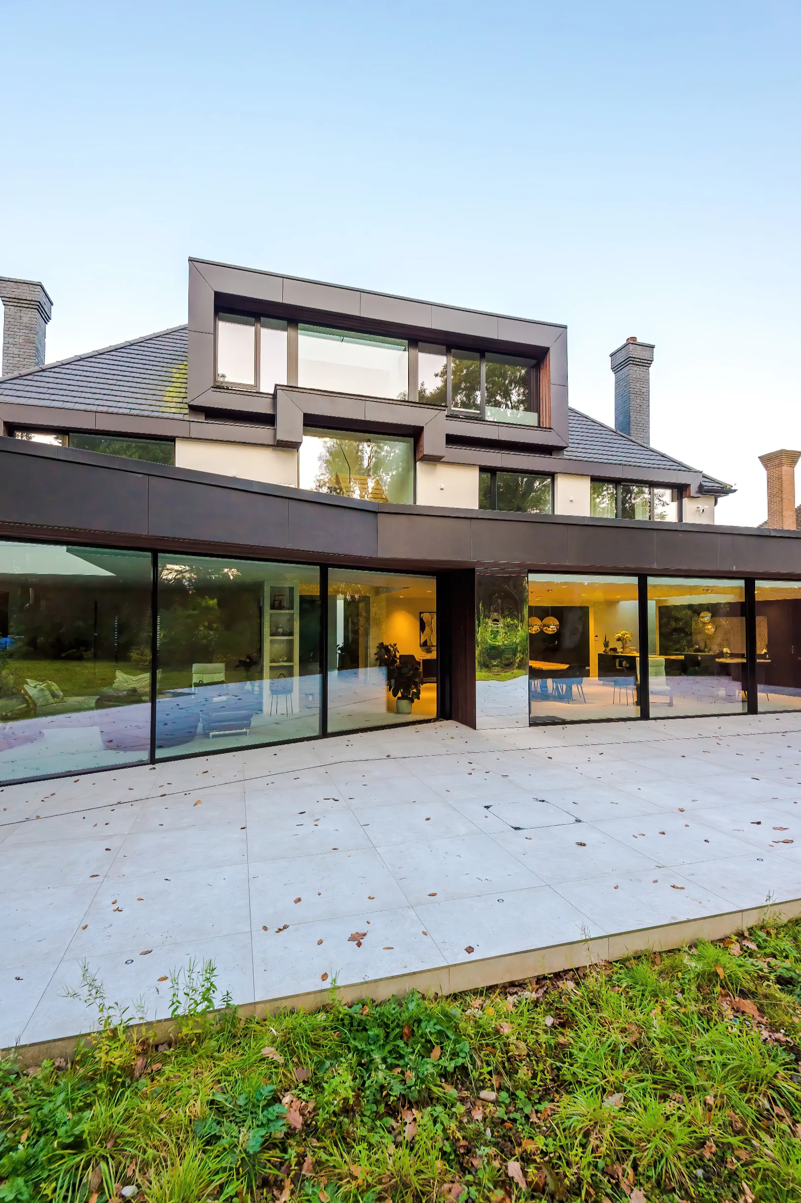 View of the extensions at the rear with a cascade of canopies.